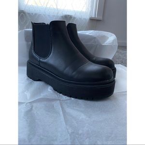 Chunky Black Italian Boots
